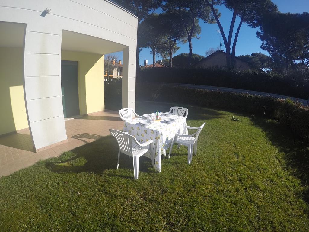 Residence Le Piramidi Caorle Exterior foto